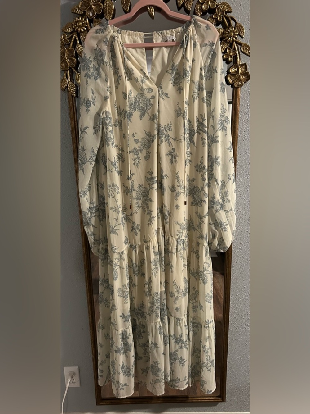 Ivy City Co Imogen Dress in Cream